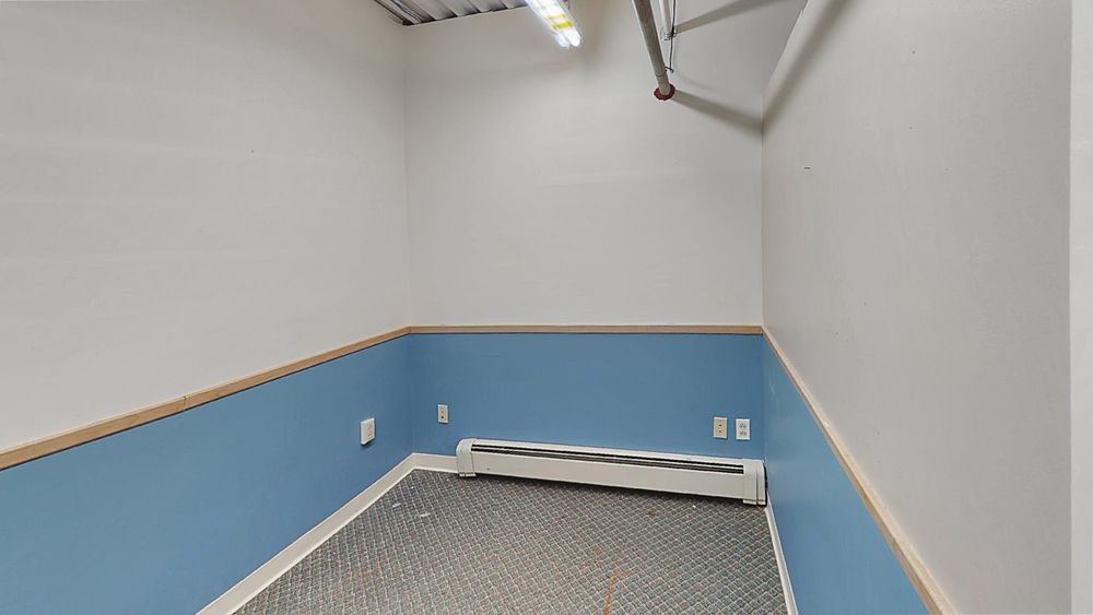 13 Westminster St, Lewiston, ME 04240